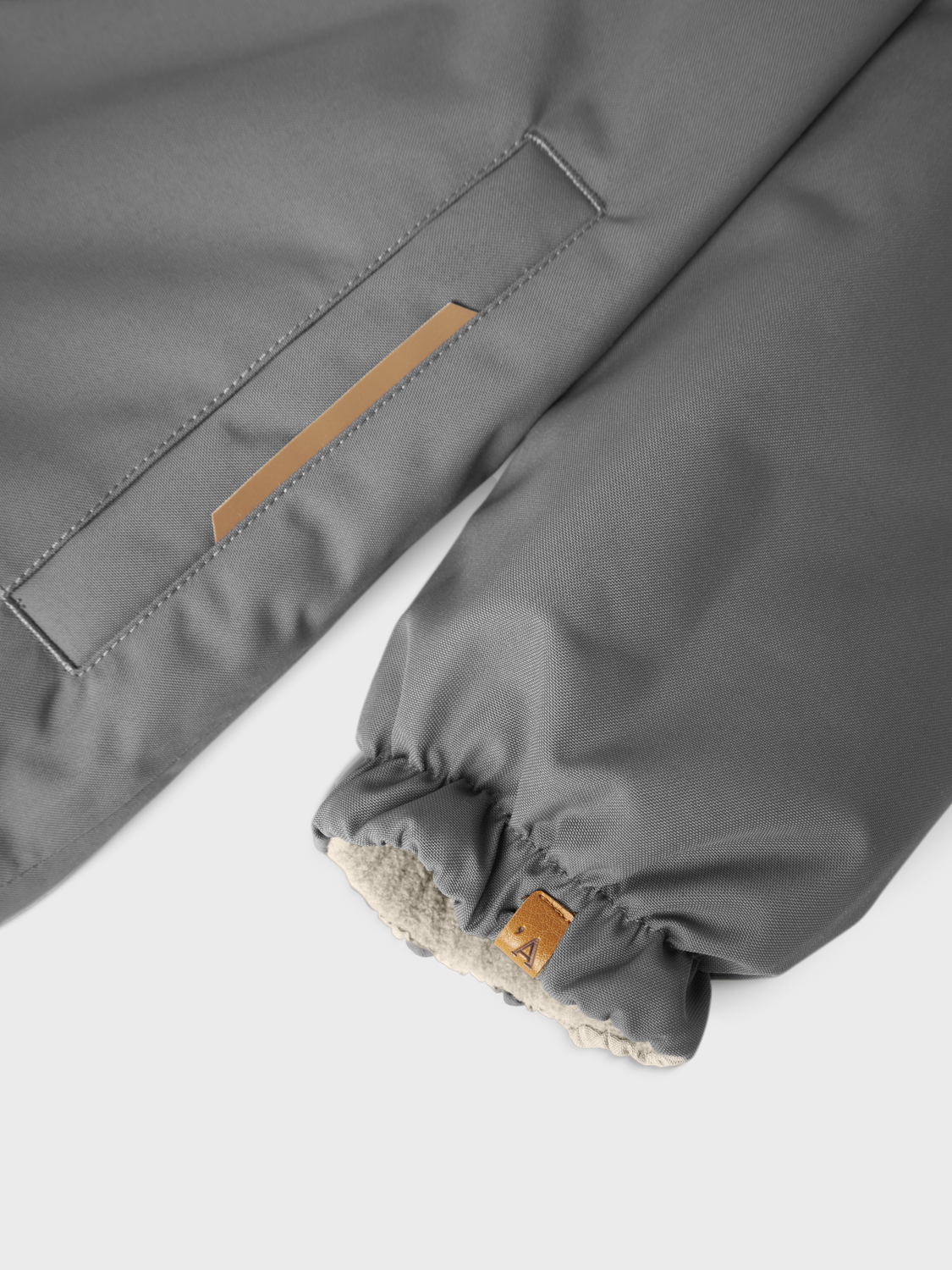 Lil' Atelier Flyderdrgat LASNOW10