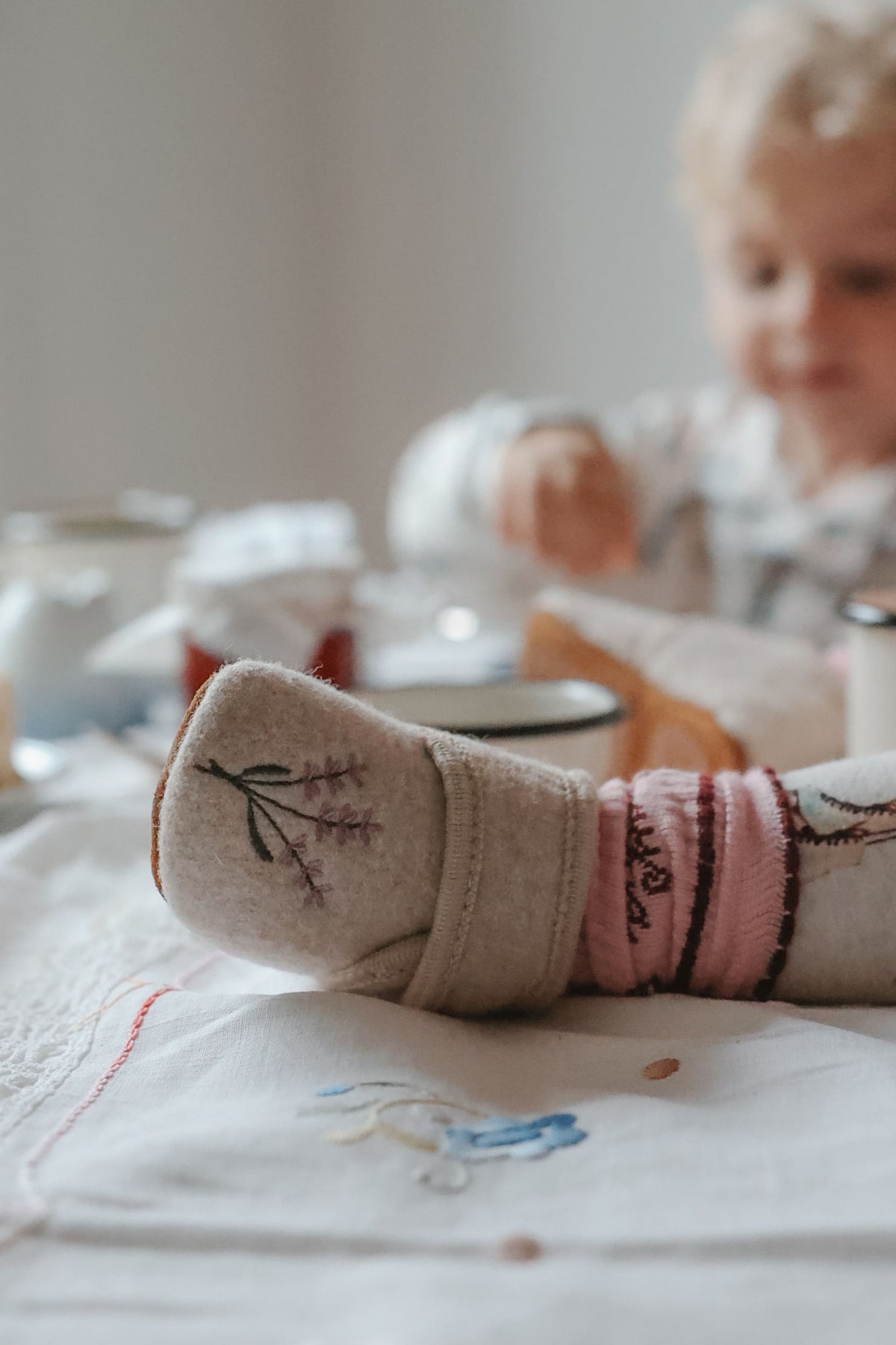 Pom Pom Slippers Beginners