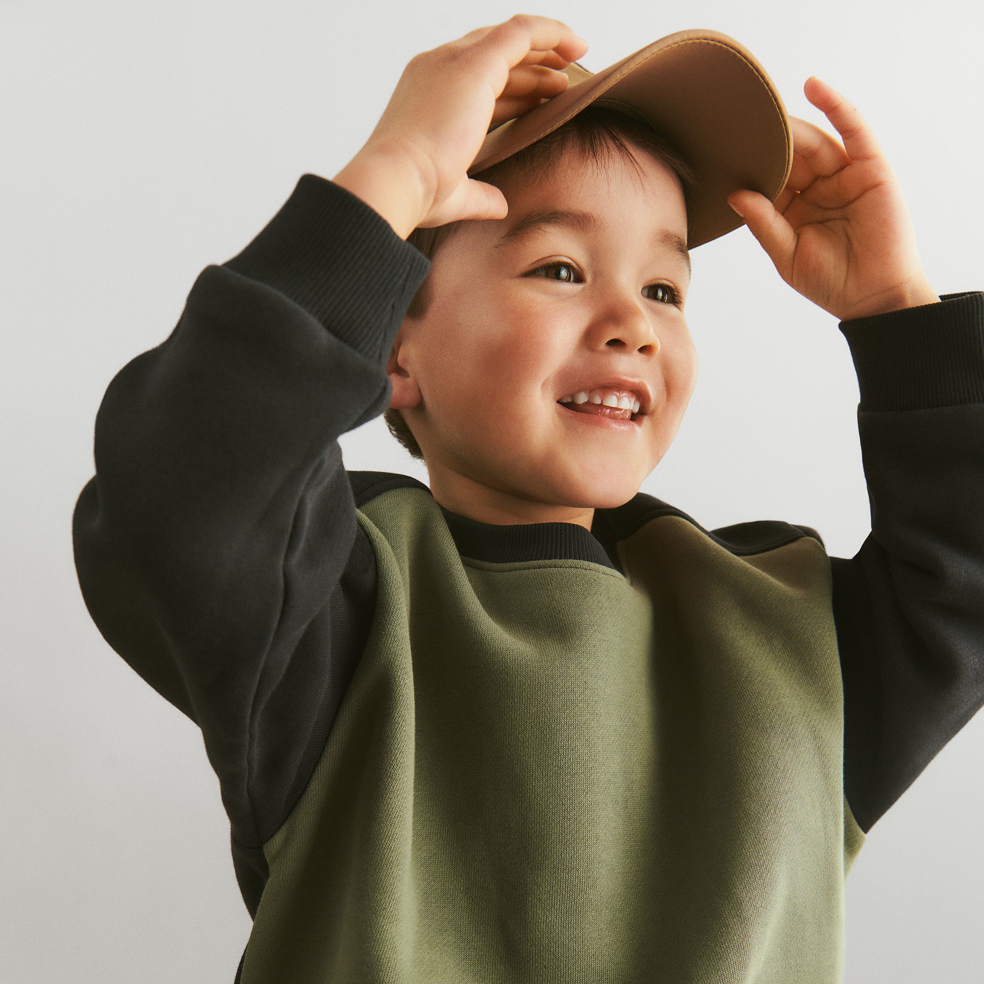 Wheat Sweatshirt Ellis Block