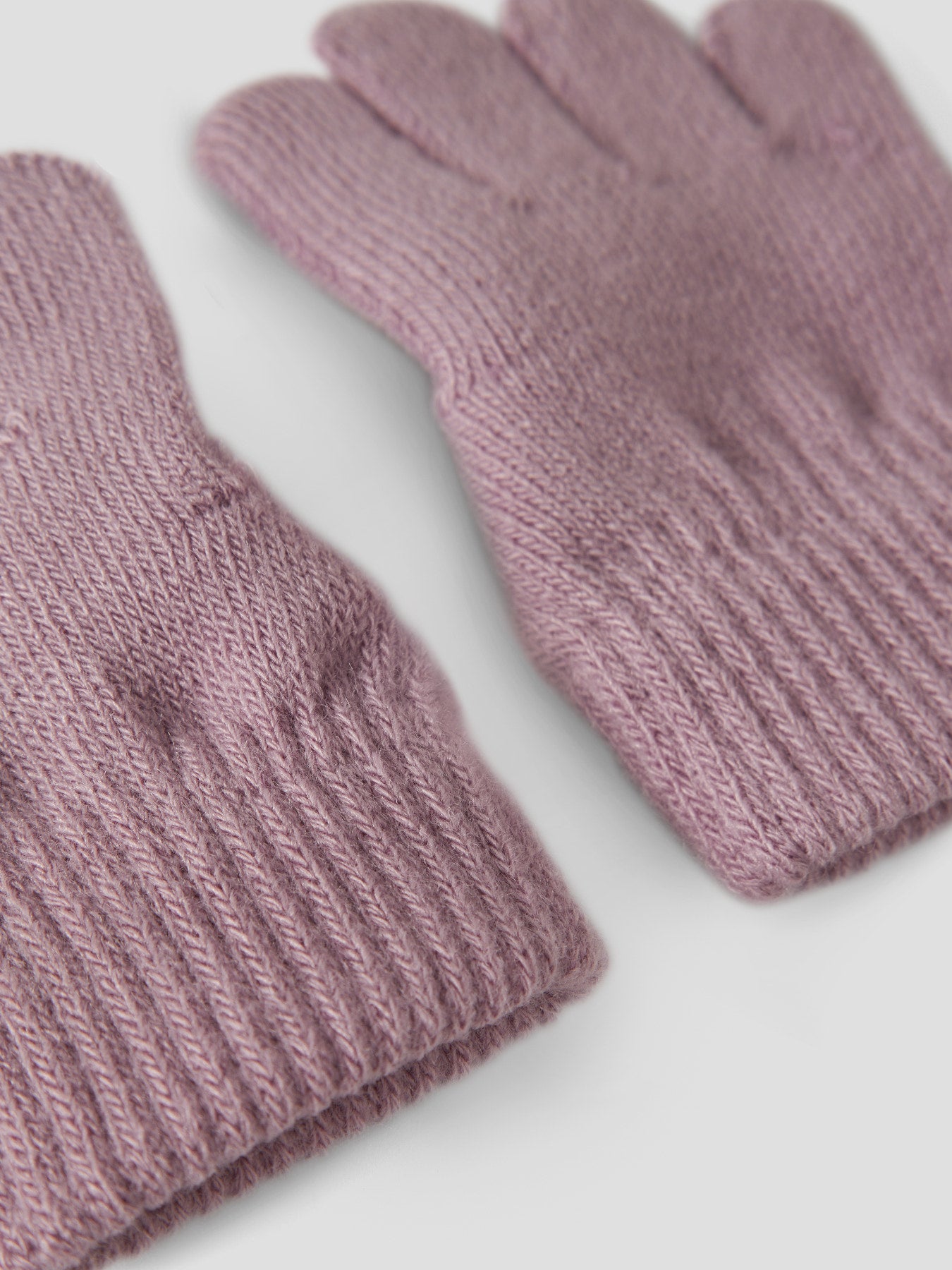 Name It Handsker Magic