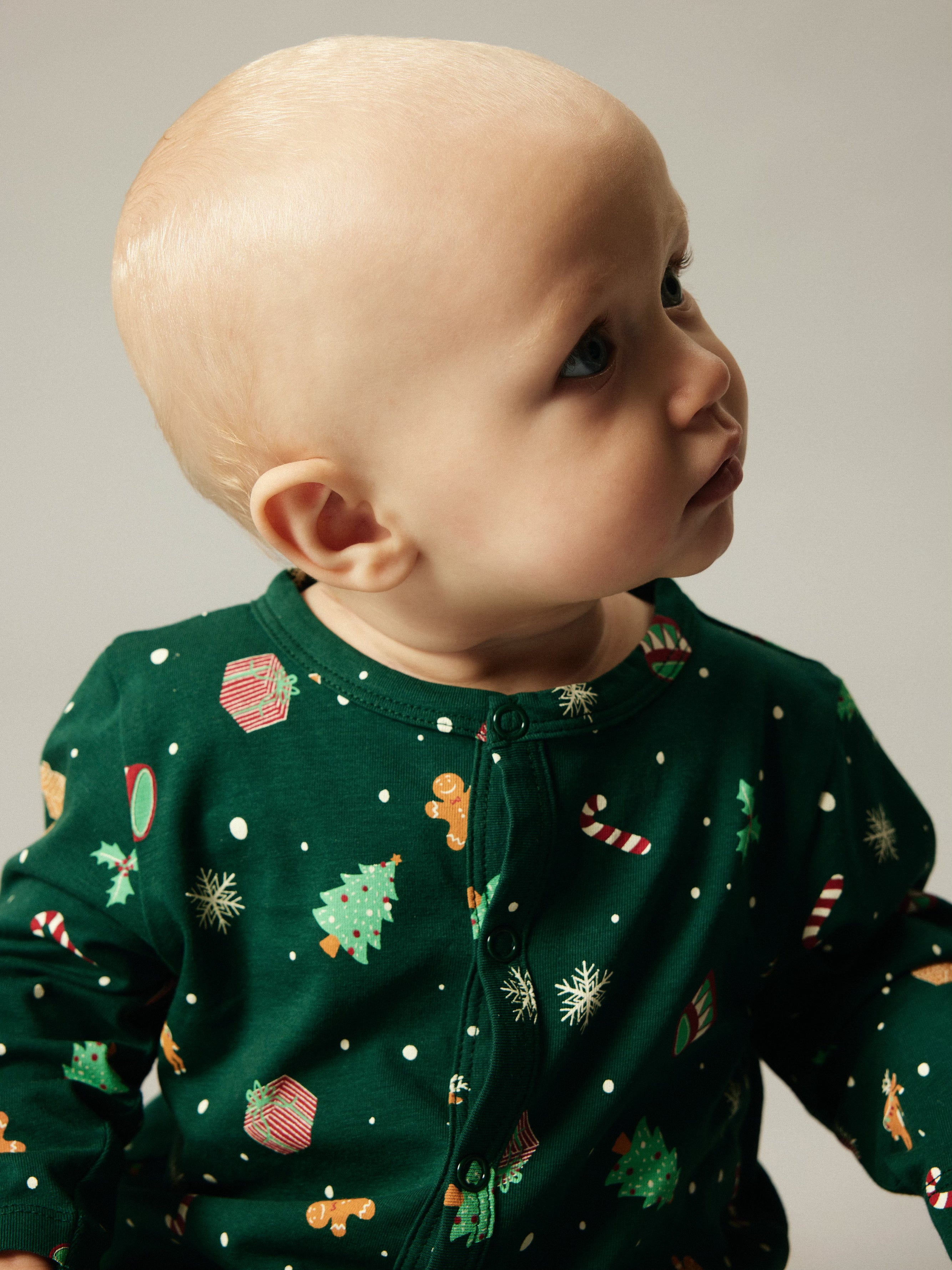 Name it Jul Natdragt Vismas