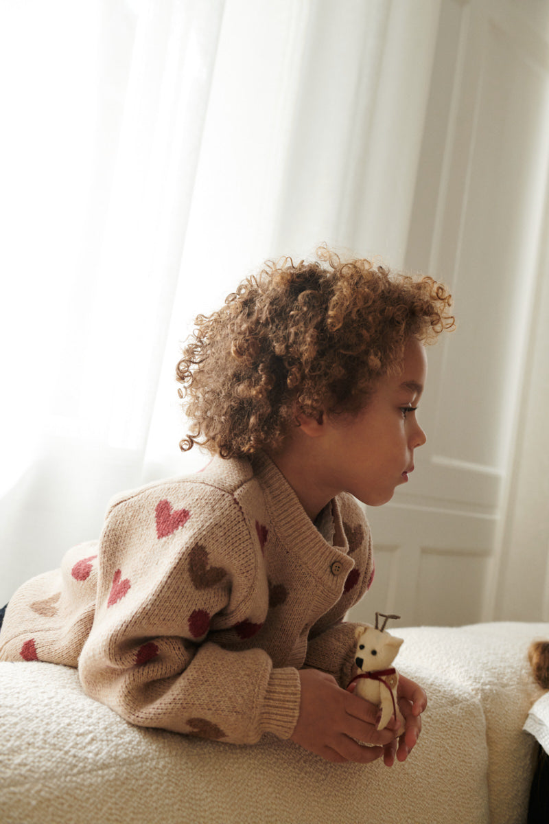 Wheat Cardigan Jacquard Hearts