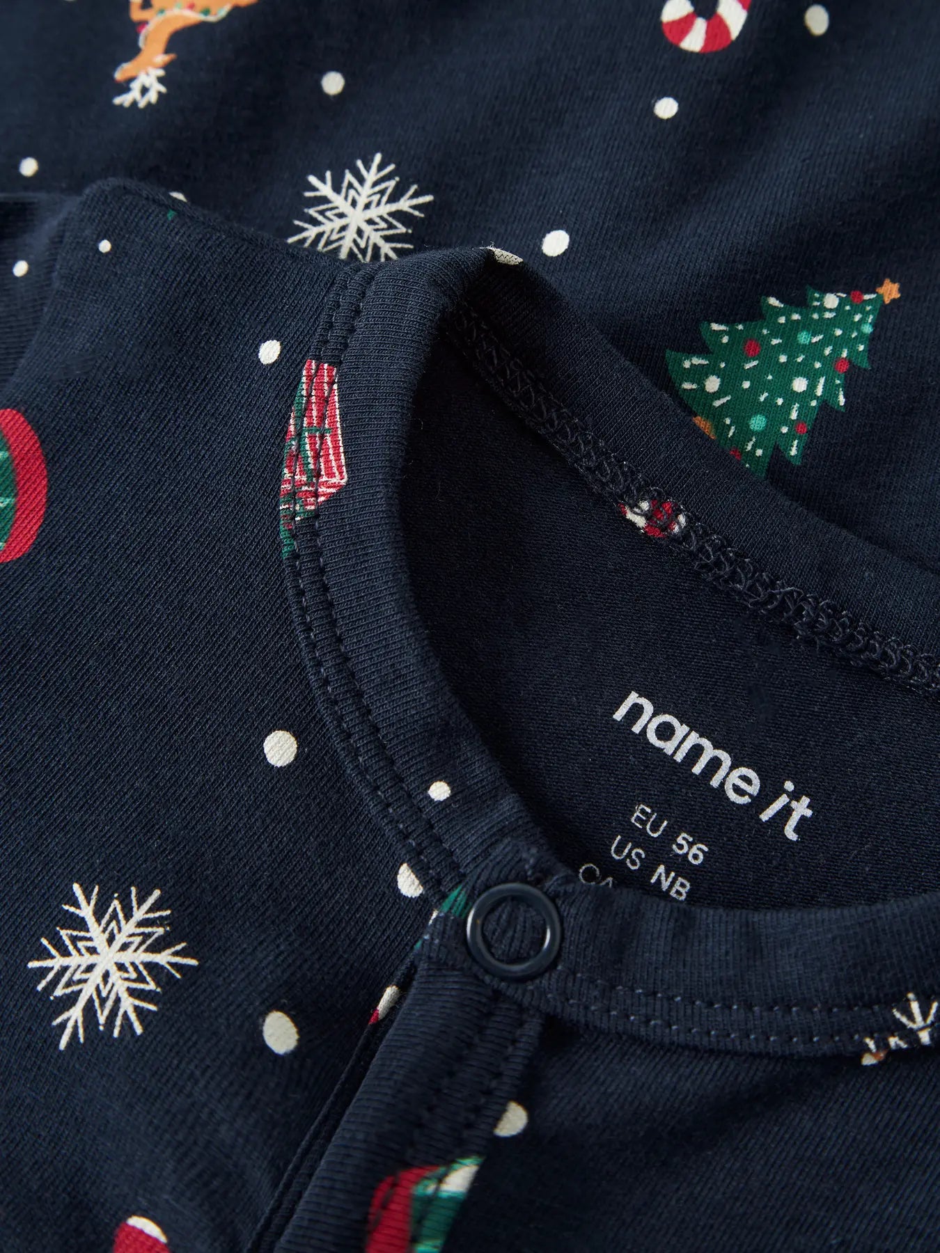 Name it Jul Natdragt Vismas